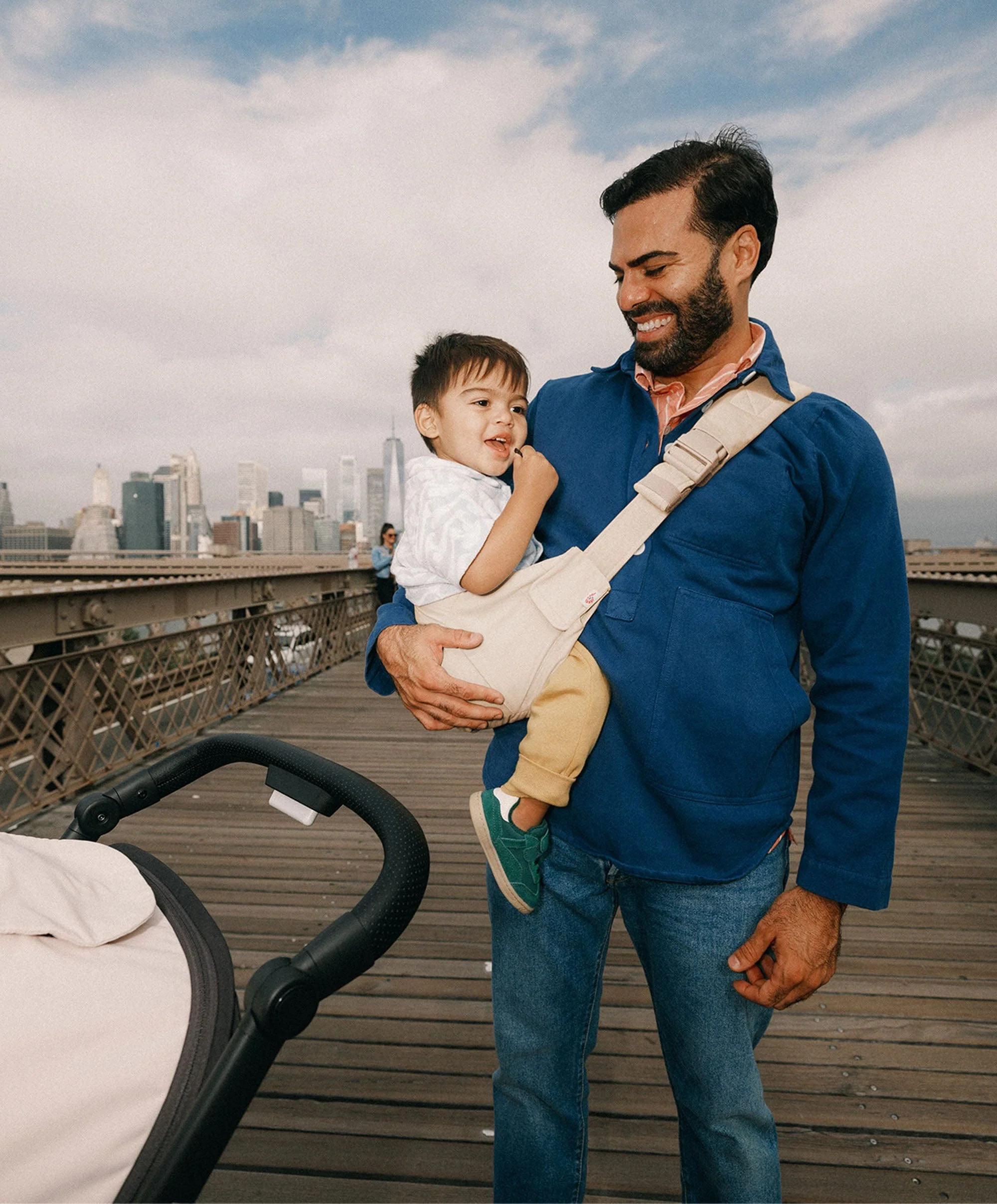 Ergobaby Upsie Sling Carrier- Natural Beige - Image 2