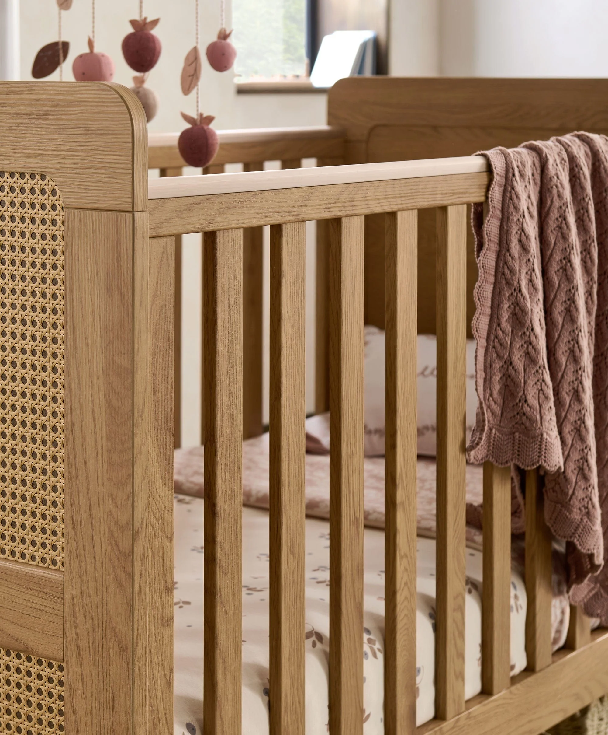 Esna Cotbed - Rattan - Image 2