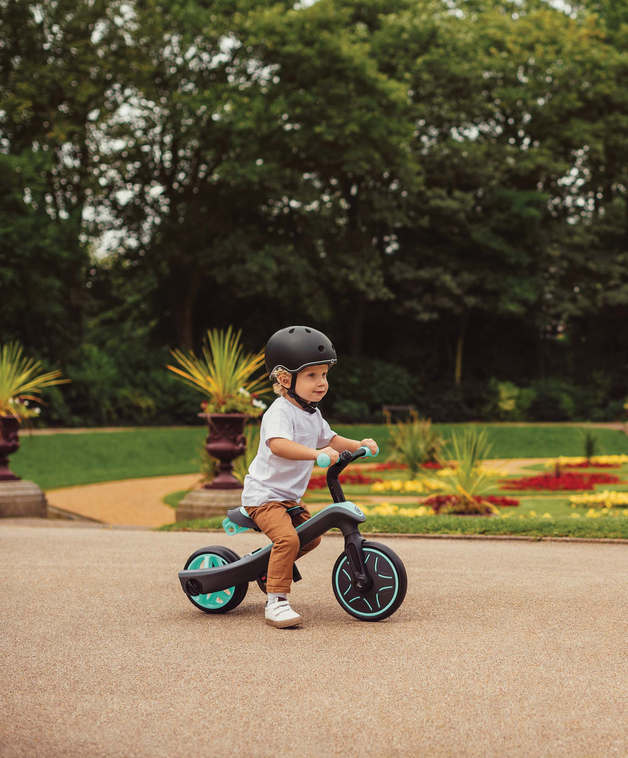 Globber Explorer 4 in 1 Trike - Mint Green - Image 2