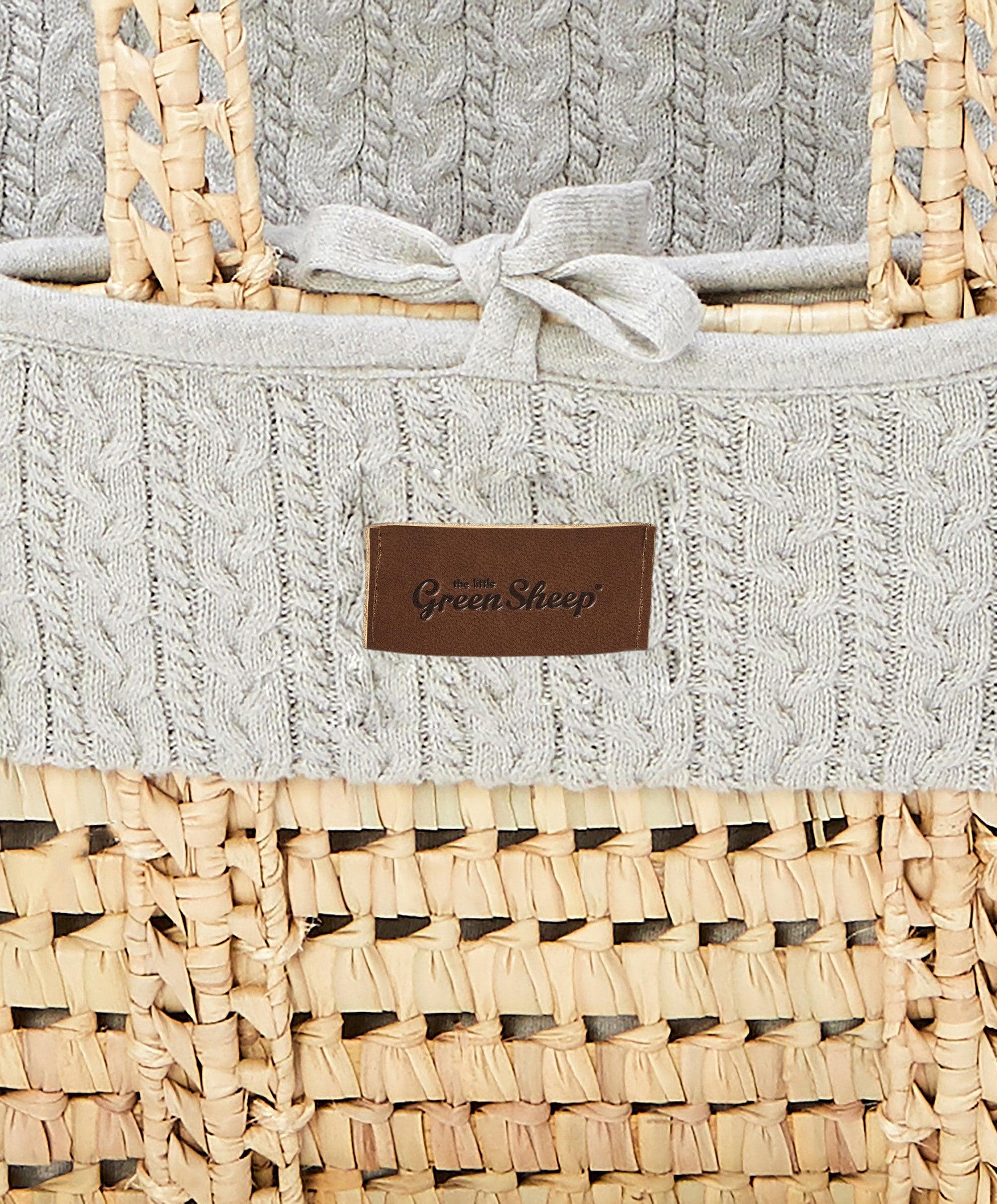 Little Green Sheep Natural Knitted Moses Basket & Mattress - Dove - Image 6