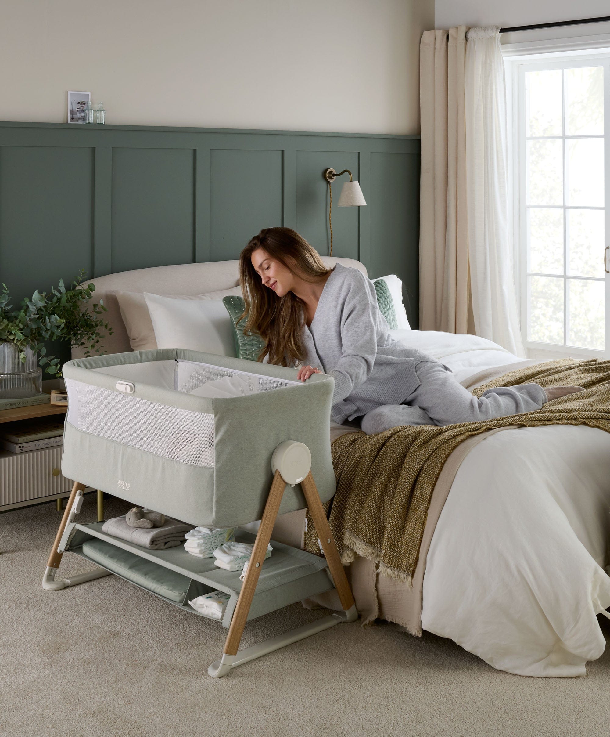 Lua Bedside Crib and Sheet Bundle - Sage/Cosmic Sky - Image 2