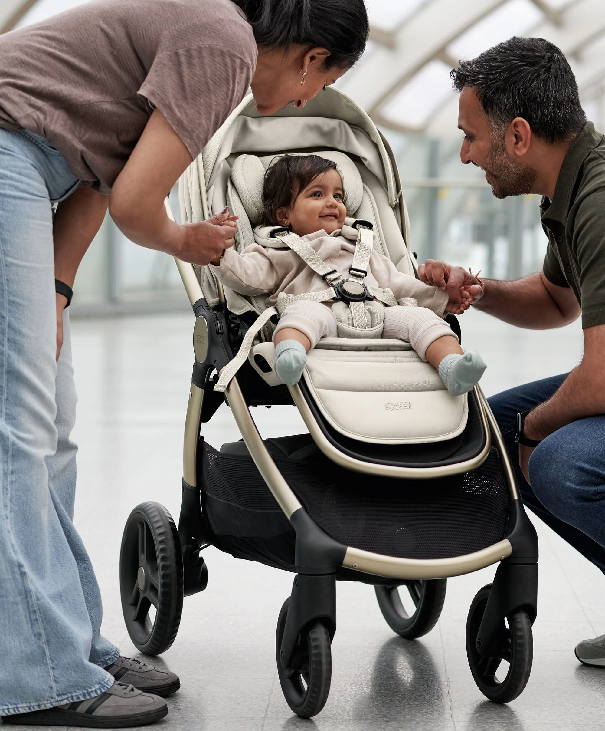 Ocarro 2 Pushchair Baby to Toddler Travel Bundle with Maxi-Cosi Pebble 360 Pro2 & Pearl 360 Pro (12 Pieces) – Shell - Image 2
