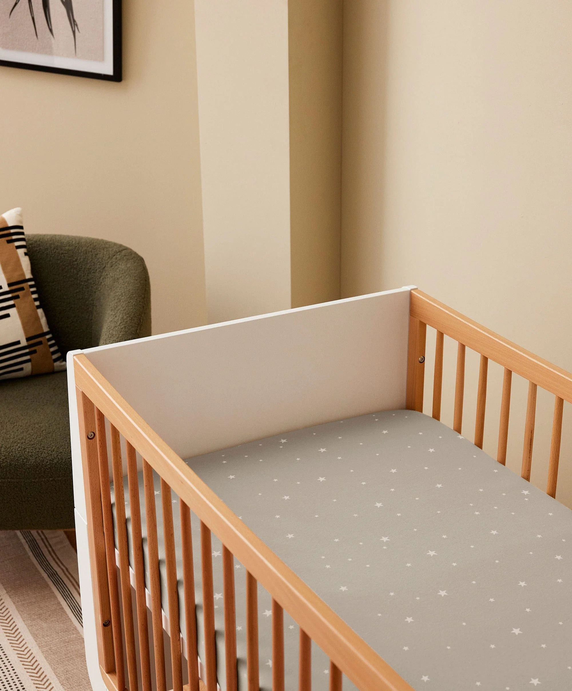 Snüz Twin Pack Cot & Cotbed Sheets - Grey Star - Image 2