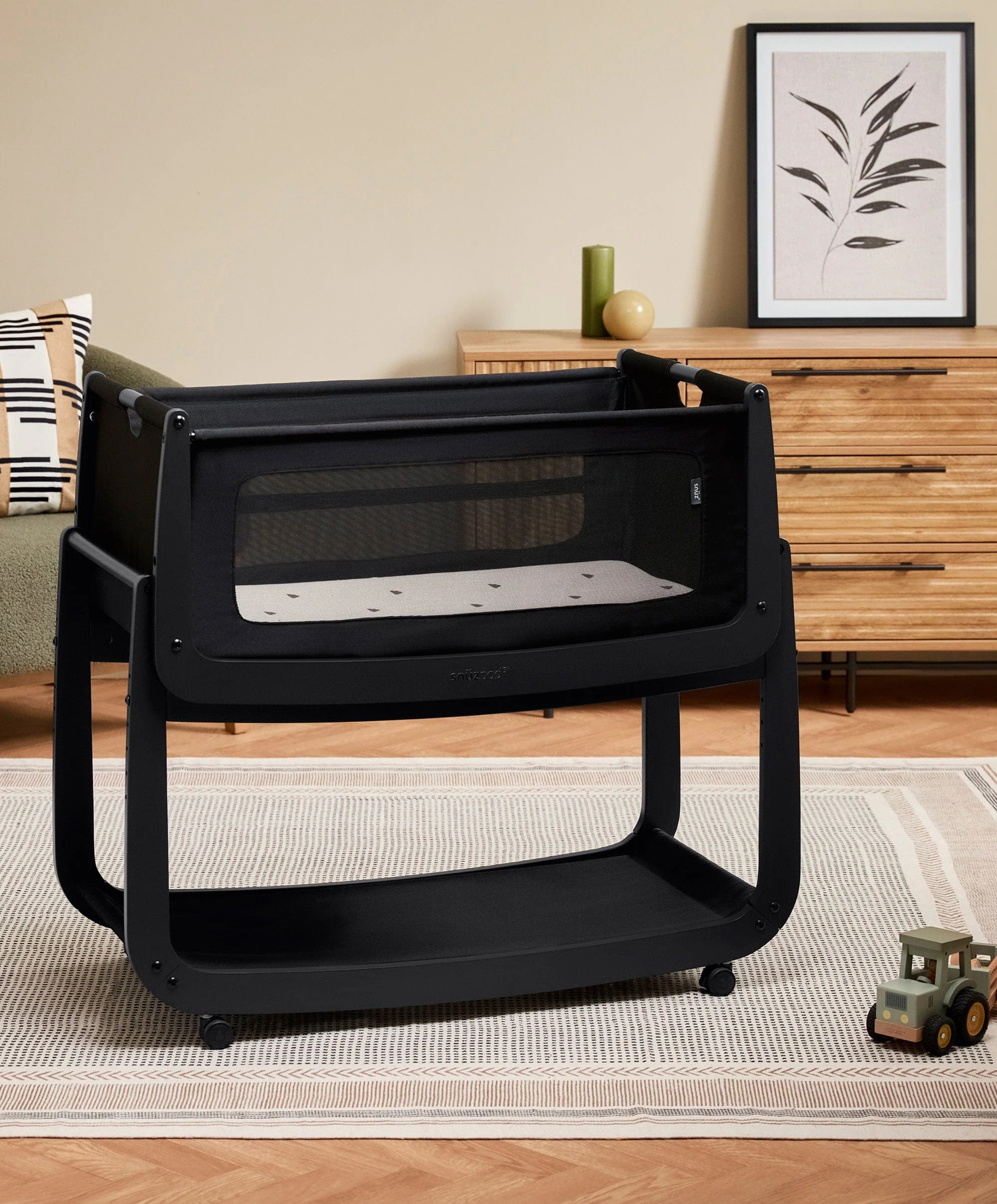 SnuzPod 5 Bedside Crib - Graphite - Image 5