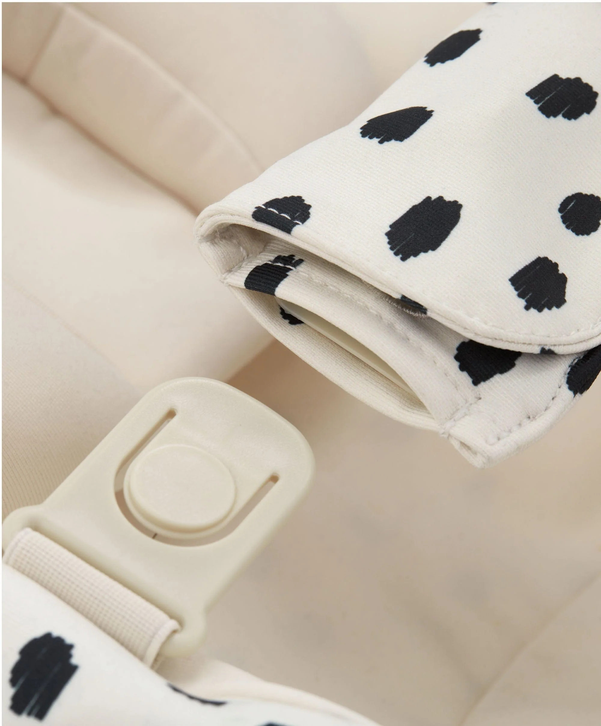 Mamas & Papas x Another Fox Tempo Bouncer - Cheetah Spot - Image 8