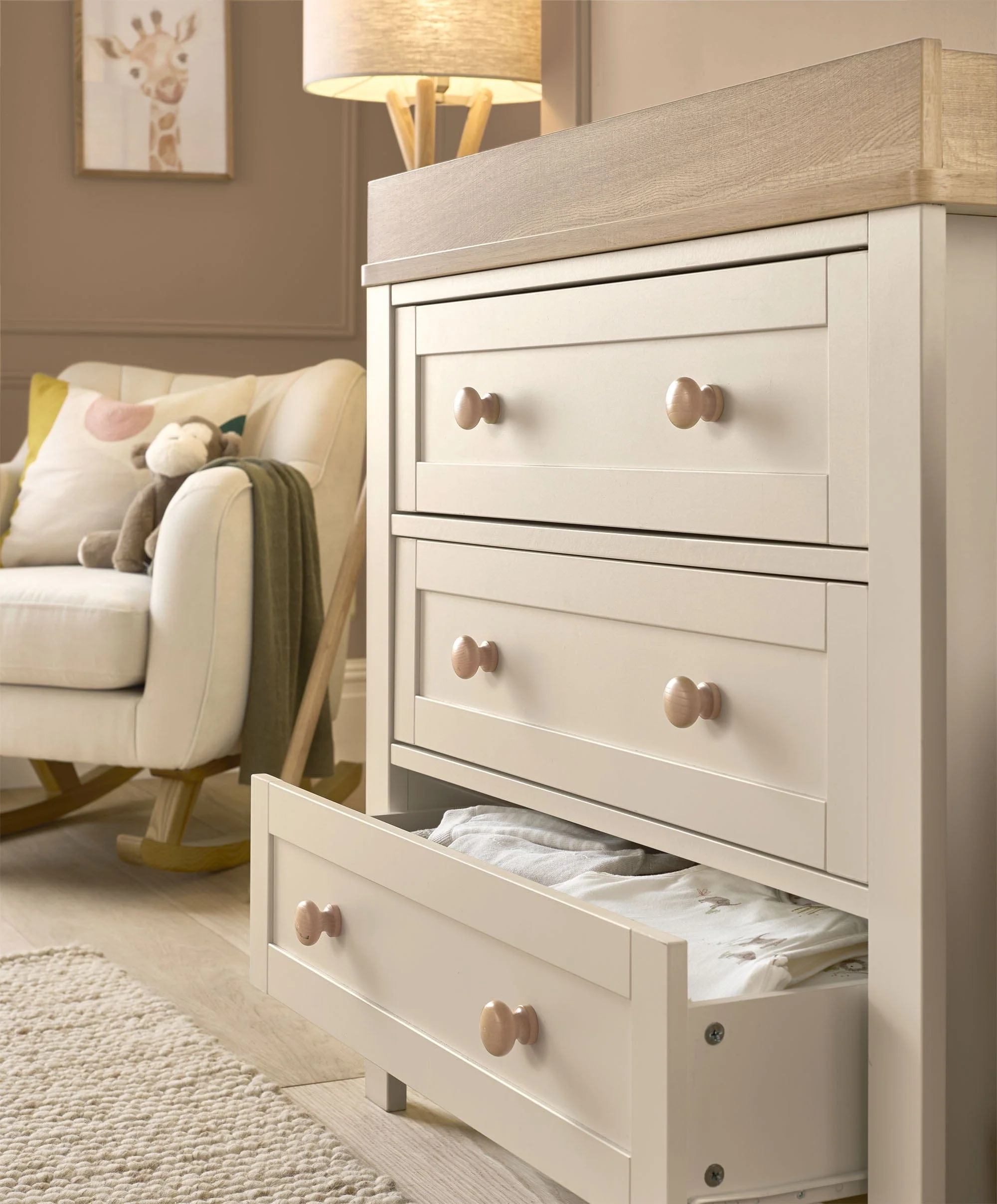 Wedmore 2 Piece Cotbed Set With Dresser Changer - Cashmere/Oak - Image 4